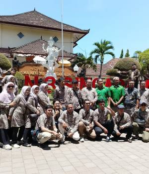 Studi Tiru ke SMA Negeri 3 Singaraja Bali: SMA Kosgoro Bogor Tingkatkan Mutu Pendidikan Melalui Kolaborasi Sekolah Penggerak