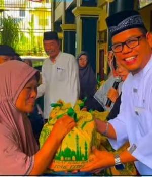 Pembagian 100 Paket Sembako Gratis dan Santunan 100 Anak Yatim serta Tebar 150 Paket Takjil dalam Penutupan Pesantren Ekologi SMA Kosgoro Bogor 2026
