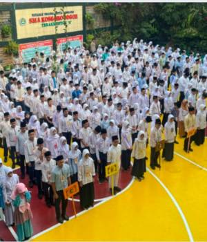 Berkarakter, Peduli dan Berkarya : Hari ke tiga MPLS Pancawaluya SMA Kosgoro Kota Bogor  Sehat, Pintar dan Sopan dalam Bersosial Media